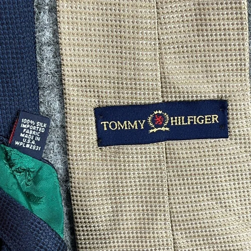 Tommy Hilfiger Tie Mens 56 Long‎ 4 Wide Silk Designer Vintage USA made